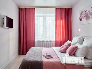 1-к квартира, посуточно, 40м2, 1/9 этаж