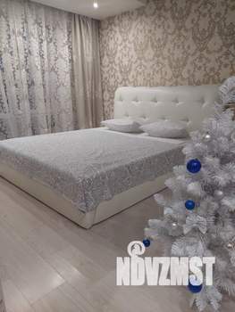 1-к квартира, посуточно, 38м2, 8/9 этаж