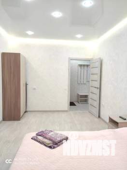 1-к квартира, посуточно, 35м2, 6/17 этаж