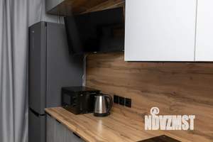 1-к квартира, посуточно, 40м2, 5/9 этаж