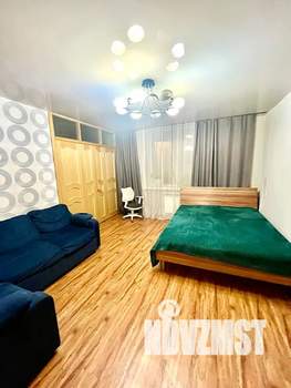 3-к квартира, посуточно, 80м2, 2/8 этаж