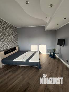 1-к квартира, посуточно, 40м2, 7/10 этаж