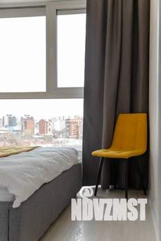 1-к квартира, посуточно, 39м2, 15/18 этаж