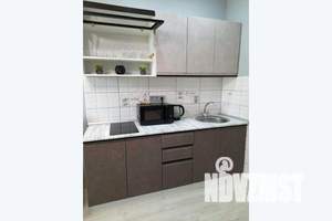 1-к квартира, посуточно, 42м2, 4/17 этаж