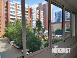 1-к квартира, посуточно, 54м2, 3/9 этаж