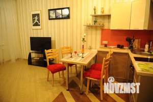 1-к квартира, посуточно, 60м2, 9/16 этаж