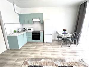 1-к квартира, посуточно, 45м2, 3/18 этаж