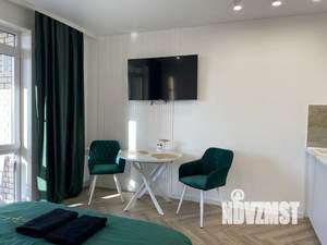 Студия квартира, посуточно, 40м2, 8/16 этаж