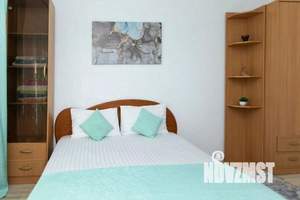 1-к квартира, посуточно, 65м2, 1/1 этаж