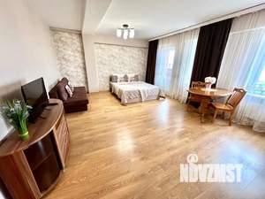 Студия квартира, посуточно, 40м2, 8/9 этаж