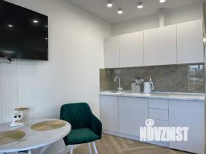 Студия квартира, посуточно, 40м2, 8/16 этаж