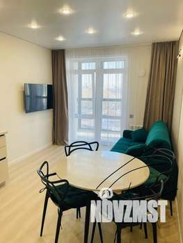 1-к квартира, посуточно, 44м2, 11/18 этаж