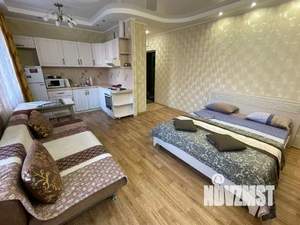 1-к квартира, посуточно, 38м2, 1/1 этаж