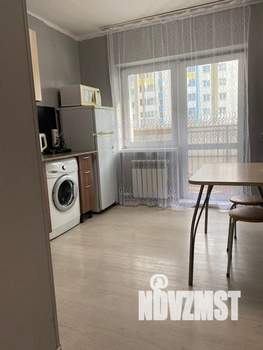 1-к квартира, посуточно, 37м2, 1/1 этаж