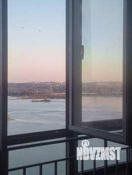 Студия квартира, посуточно, 42м2, 11/16 этаж