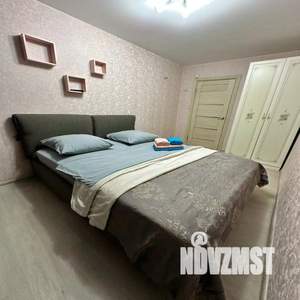 2-к квартира, посуточно, 60м2, 1/1 этаж
