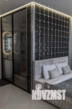 Студия квартира, посуточно, 40м2, 8/17 этаж