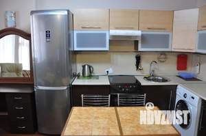 Студия квартира, посуточно, 54м2, 6/9 этаж