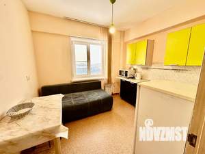 1-к квартира, посуточно, 38м2, 8/10 этаж