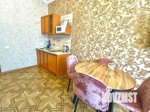 Студия квартира, посуточно, 36м2, 2/9 этаж