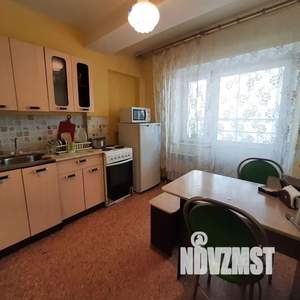 1-к квартира, посуточно, 38м2, 2/11 этаж