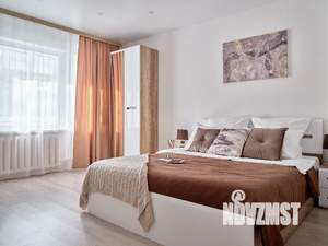 1-к квартира, посуточно, 40м2, 1/9 этаж