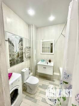 2-к квартира, посуточно, 50м2, 10/18 этаж
