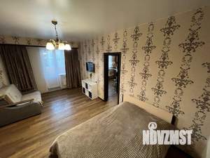 1-к квартира, посуточно, 39м2, 4/15 этаж