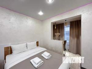 Студия квартира, посуточно, 22м2, 1/10 этаж