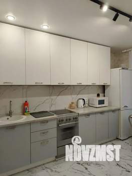 1-к квартира, посуточно, 35м2, 4/16 этаж