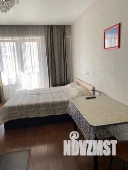 Студия квартира, посуточно, 35м2, 15/15 этаж