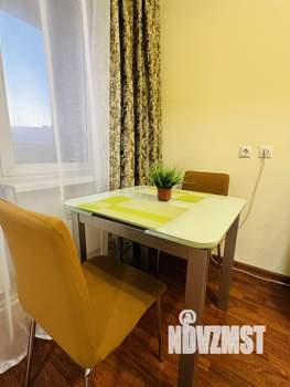 1-к квартира, посуточно, 38м2, 4/9 этаж