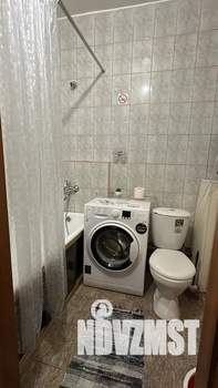 Студия квартира, посуточно, 25м2, 3/10 этаж