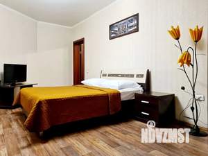 2-к квартира, посуточно, 65м2, 7/8 этаж