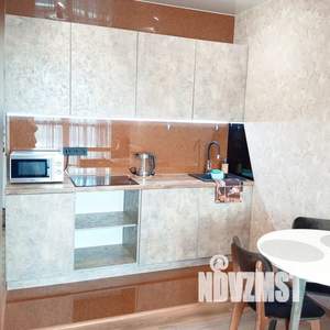 2-к квартира, посуточно, 40м2, 5/17 этаж