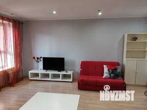 1-к квартира, посуточно, 43м2, 6/10 этаж