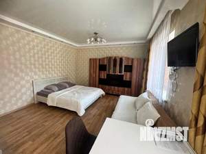 1-к квартира, посуточно, 38м2, 1/1 этаж