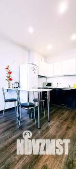 Студия квартира, посуточно, 40м2, 6/17 этаж