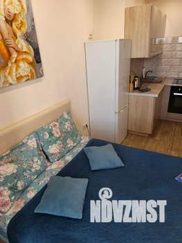 Студия квартира, посуточно, 30м2, 11/17 этаж