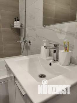 Студия квартира, посуточно, 40м2, 5/16 этаж