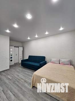 Студия квартира, посуточно, 34м2, 10/15 этаж
