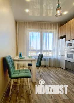 1-к квартира, посуточно, 36м2, 5/17 этаж