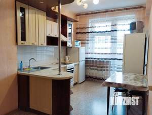 1-к квартира, посуточно, 52м2, 9/10 этаж