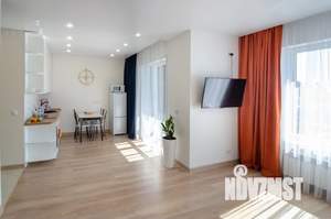 Студия квартира, посуточно, 37м2, 13/15 этаж