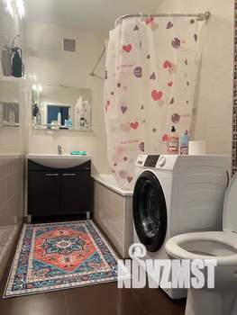 Студия квартира, посуточно, 40м2, 3/10 этаж