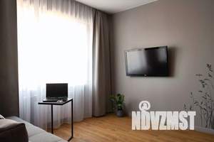 1-к квартира, посуточно, 42м2, 13/16 этаж