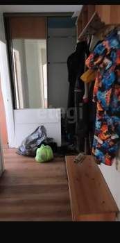 4-к квартира, вторичка, 61м2, 3/5 этаж