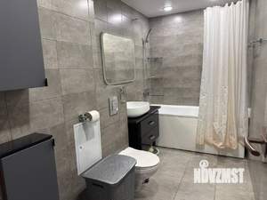 2-к квартира, вторичка, 64м2, 8/15 этаж