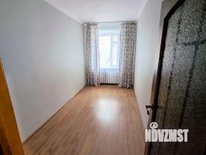 2-к квартира, вторичка, 41м2, 1/4 этаж