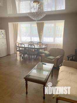 4-к квартира, вторичка, 125м2, 2/6 этаж